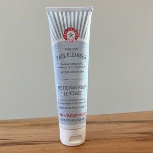 First Aid Beauty Face Cleanser